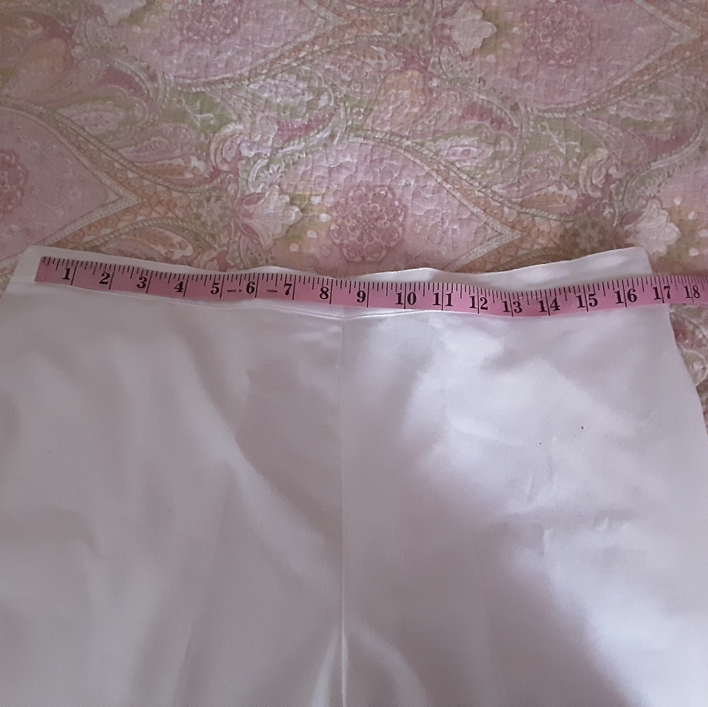 Alfred Dunner Capris - Picture 6 of 7